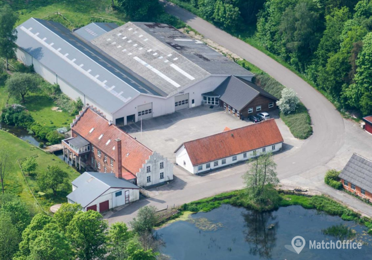 Foto Lager & produktionslokale til leje gødding møllevej 3